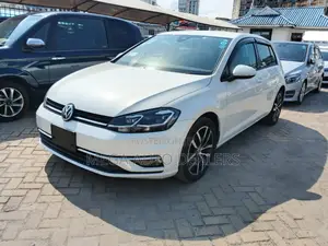 Volkswagen Golf 2018 White