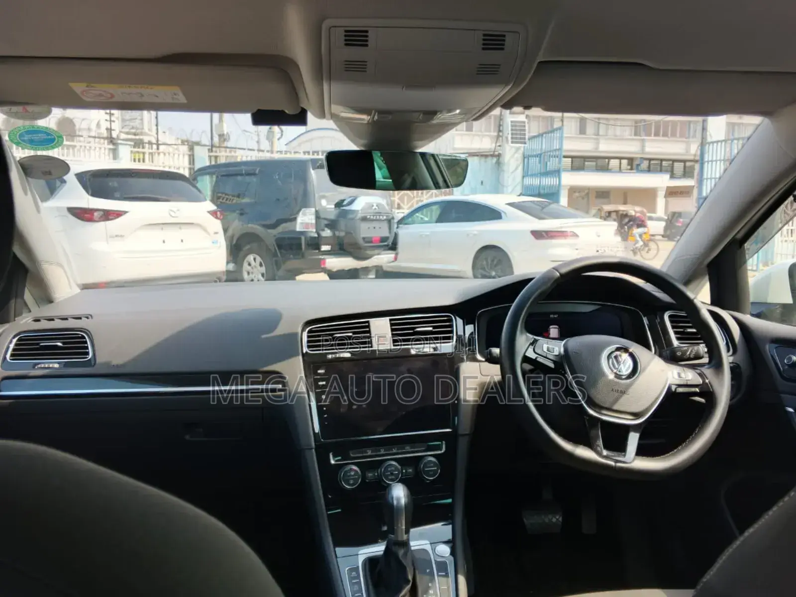 Volkswagen Golf 2018 White