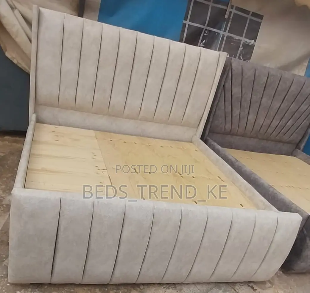 6 by 6 Ft Modern Lines Bed