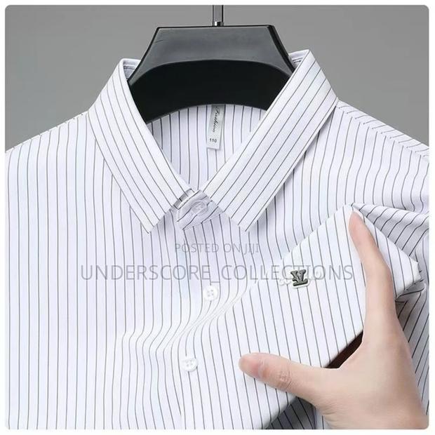 Latest Official Shirts Short Sleeved - thumbnail 3