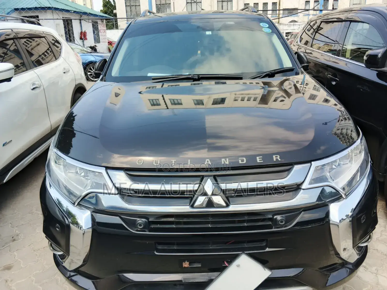 Mitsubishi Outlander 2016 Black