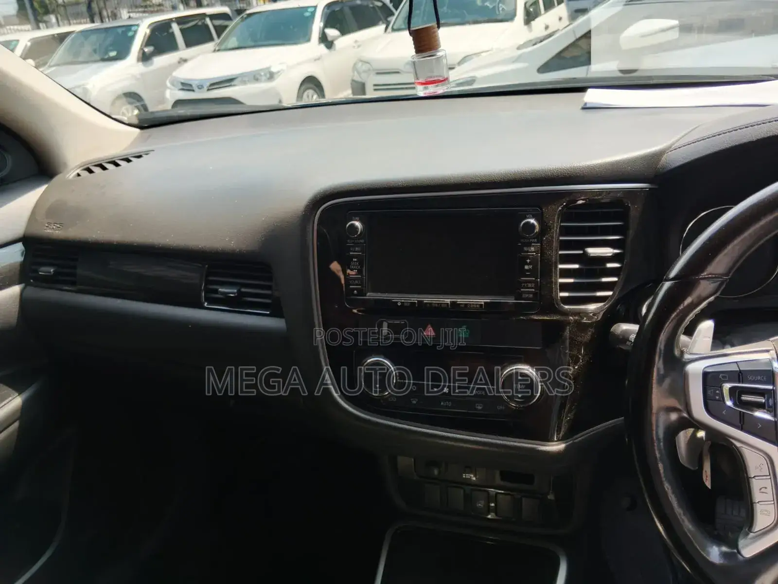 Mitsubishi Outlander 2016 Black