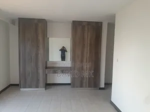 3bdrm Apartment in Kilimani, Milimani for rent