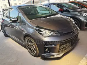 Toyota Vitz 2018 Black