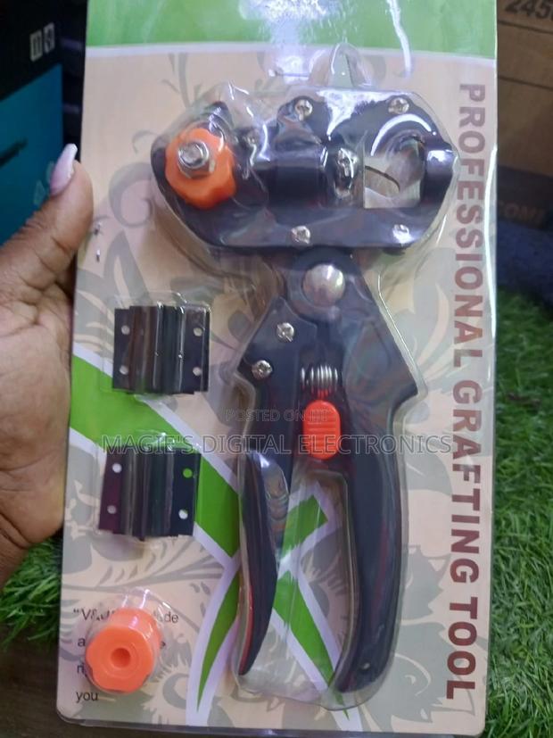 Well Performing Grafting Tool - main view