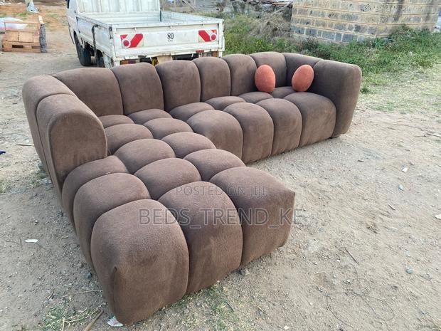 6 Seater Sectional Bubble L Seat