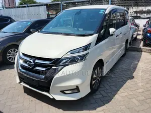 Nissan Serena 2018 White