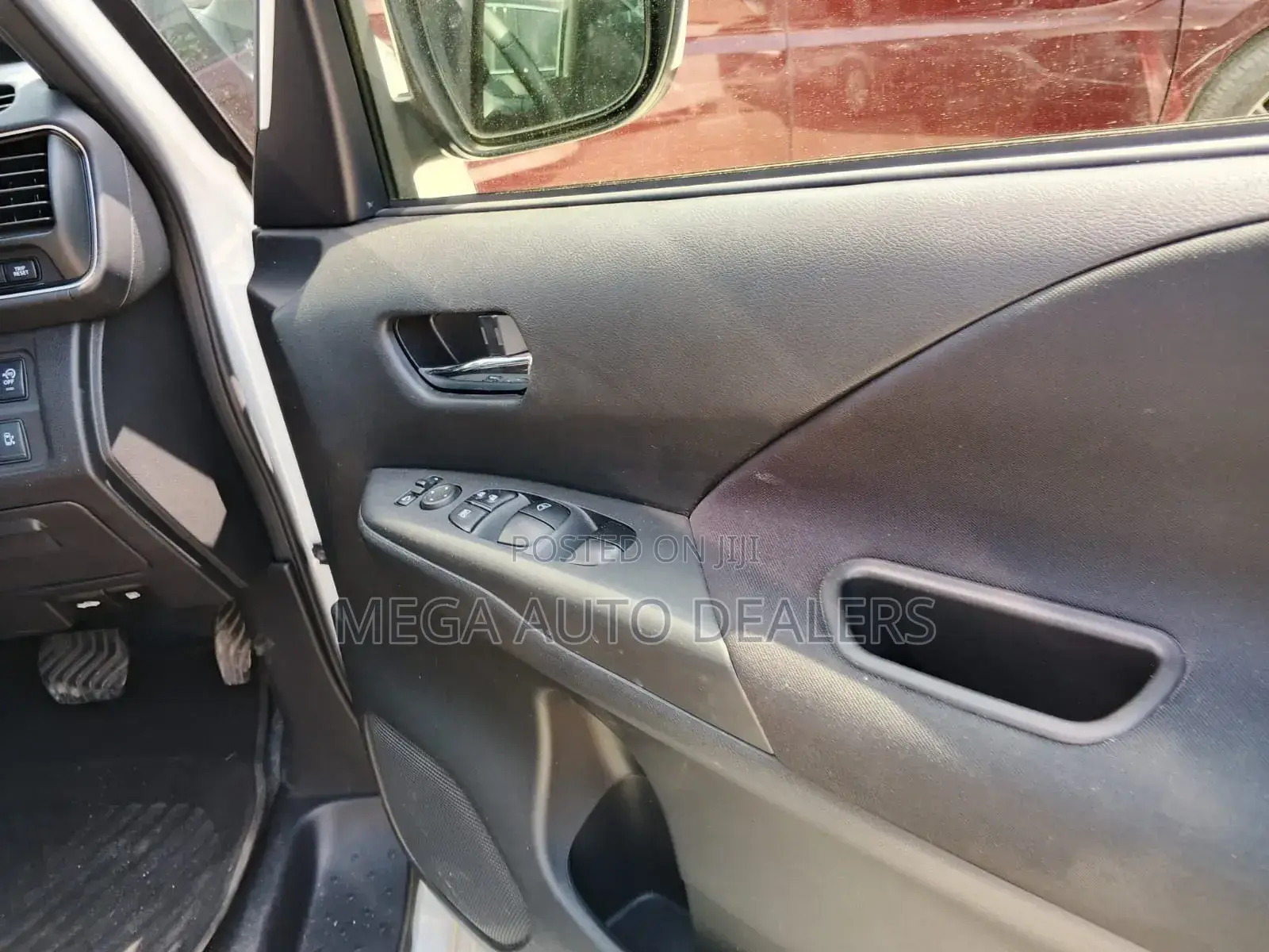 Nissan Serena 2018 White