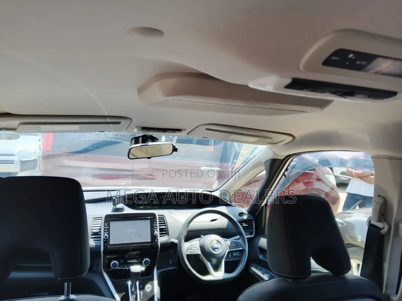 Nissan Serena 2018 White