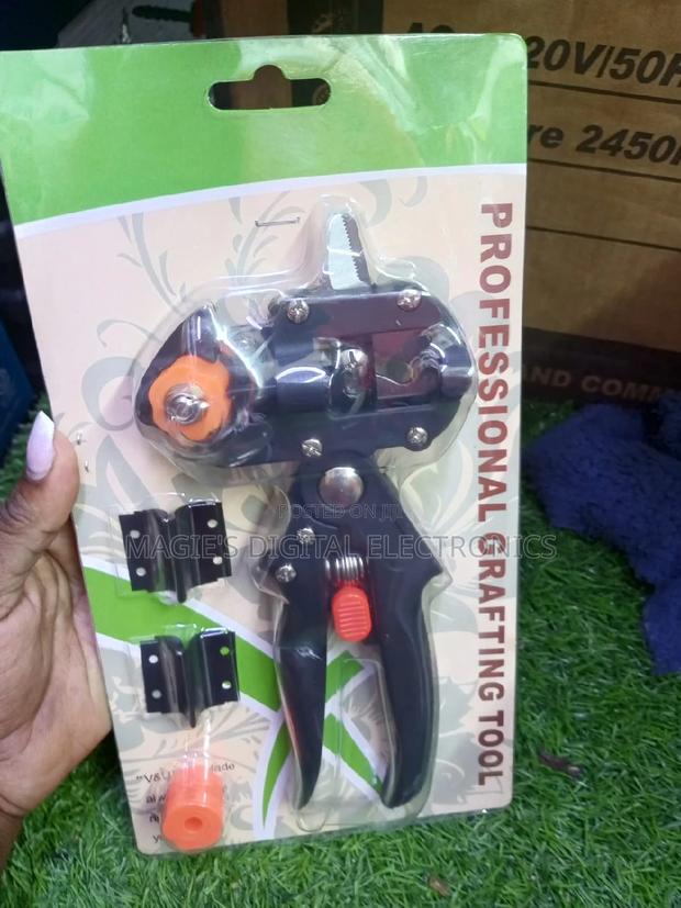 Super Excellent Grafting Tool