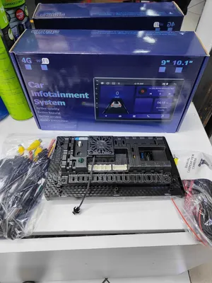 Vehicle 9 Inches Screen Infotainment System With Reverse Cam