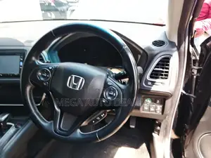 Honda Vezel 2018 Black