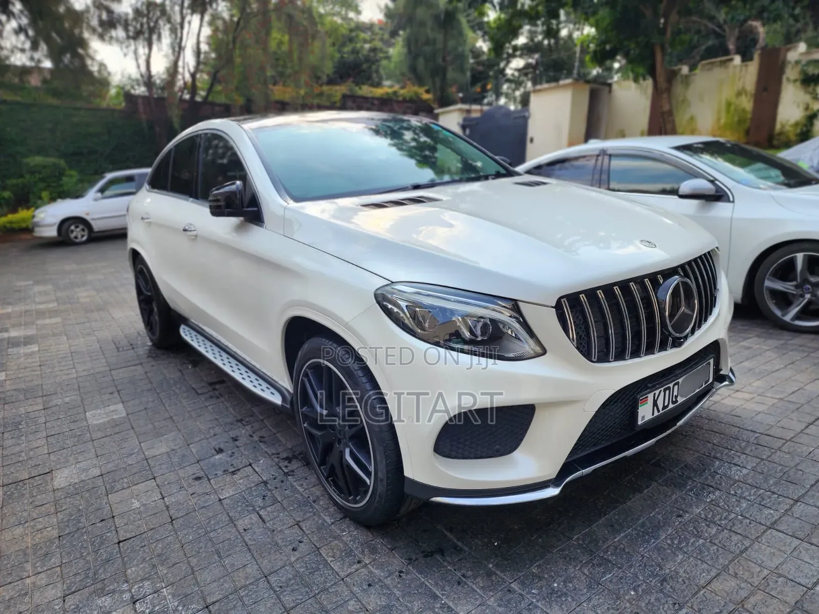 Mercedes-Benz GLE-Class GLE 350d 4MATIC 2017 Pearl
