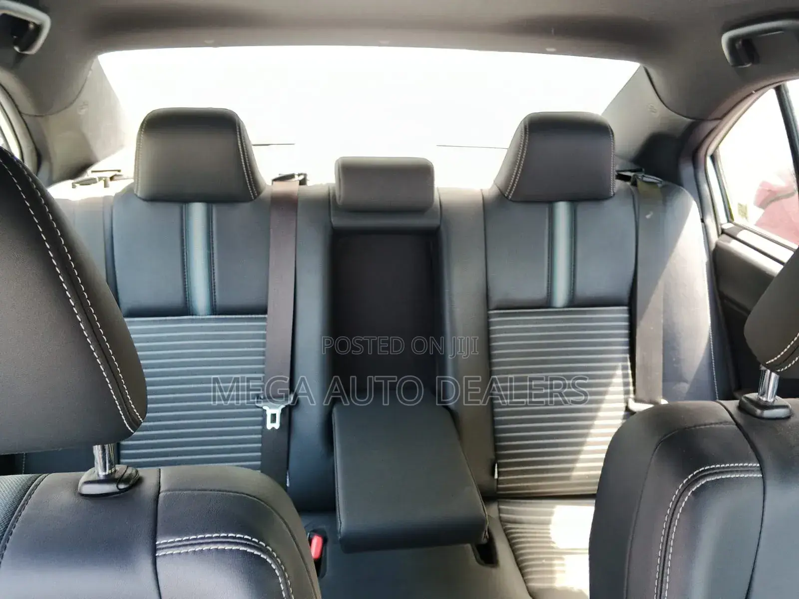 Toyota Corolla 2018 White