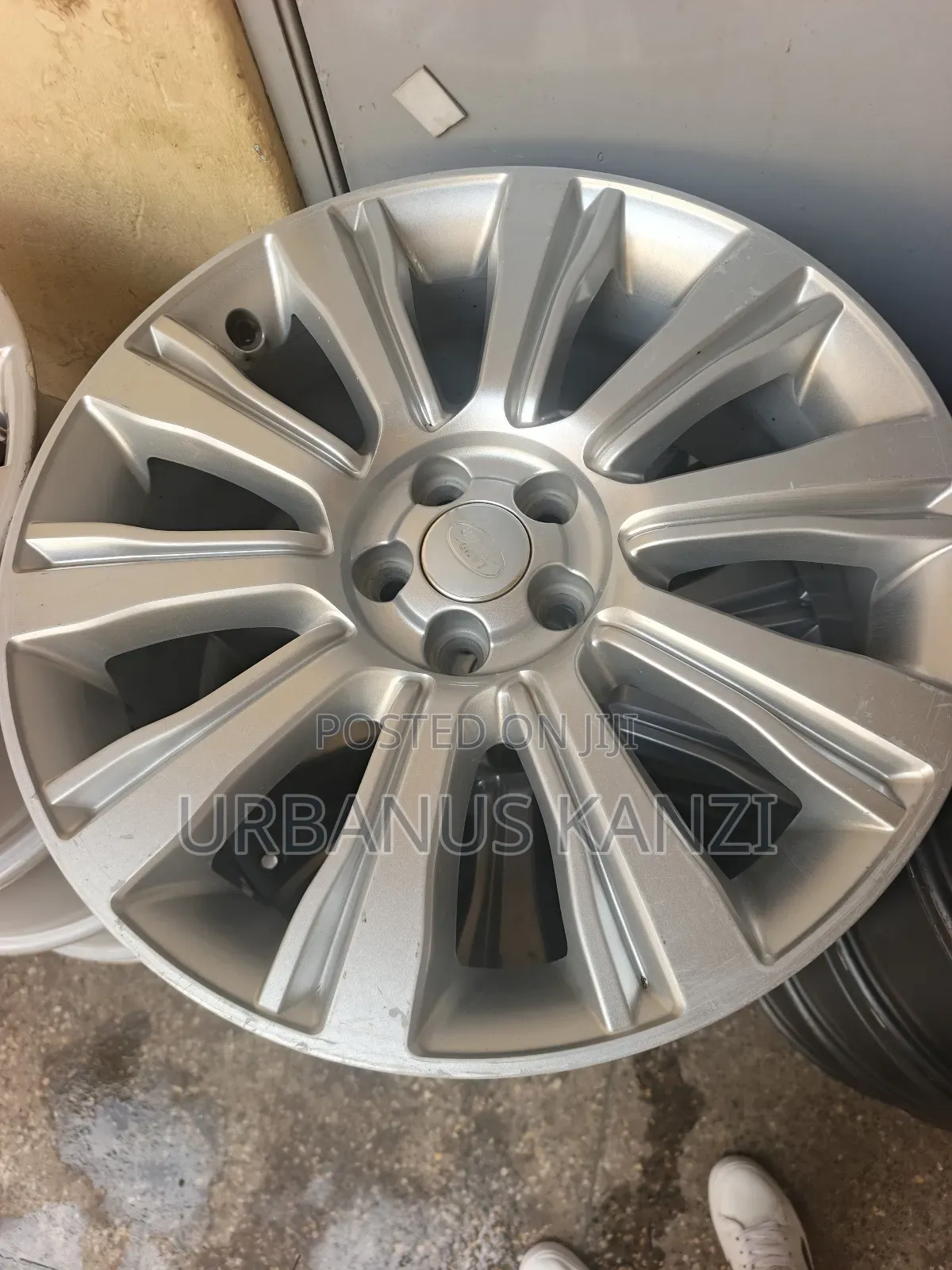 Size 19 Land Rover Sport Rims