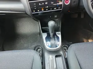 Honda Fit 2018 Red
