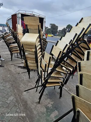 Study Chairs E25s