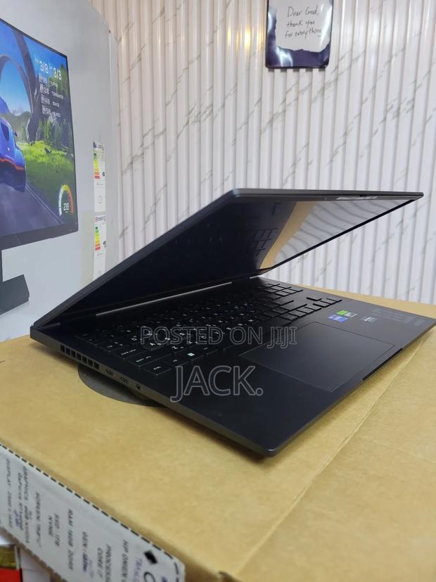 Laptop HP Omen 16 32GB Intel Core I7 SSD 1T - thumbnail 2