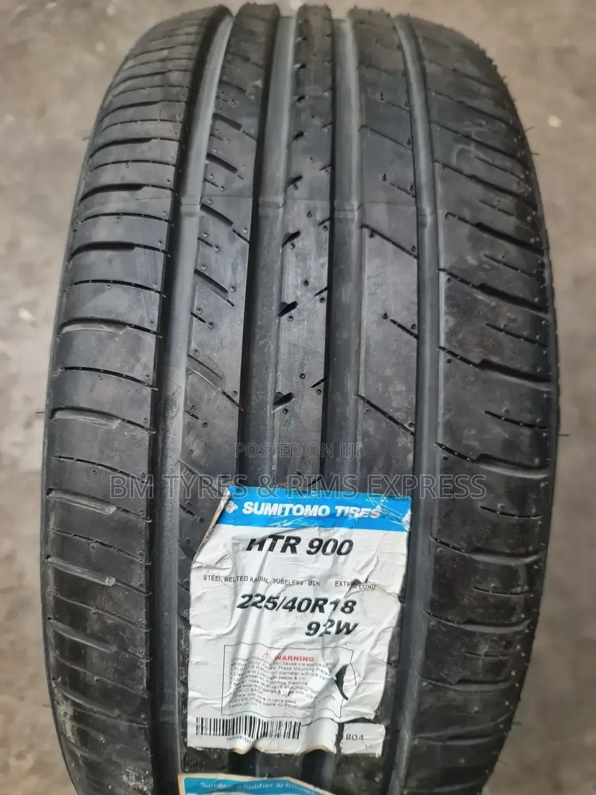 225 /40 R18 Sumitomo Tyres (Japan) New Technology.