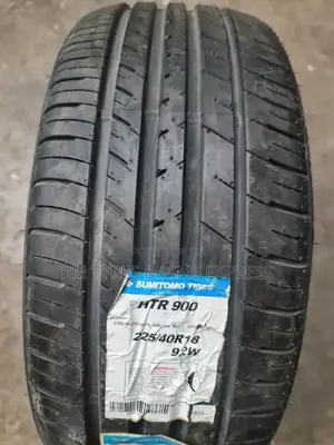 225 /40 R18 Sumitomo Tyres (Japan) New Technology.