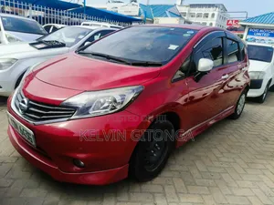 Nissan Note 2016 Red