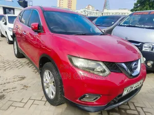 Nissan X-Trail 2016 Red