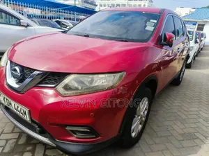 Nissan X-Trail 2016 Red