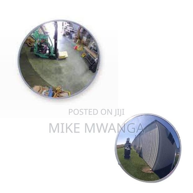 Uv-Stabilized Impact-Resistant (160°) Convex Safety Mirror - main view