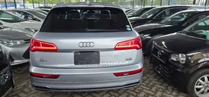 Audi Q5 2.0T Premium AWD quattro 2019 Silver