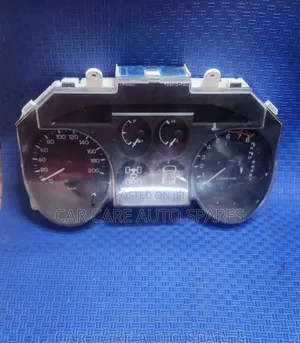 Mitsubishi Pajero Clock