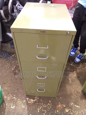 Metallic Filing Cabinet 
