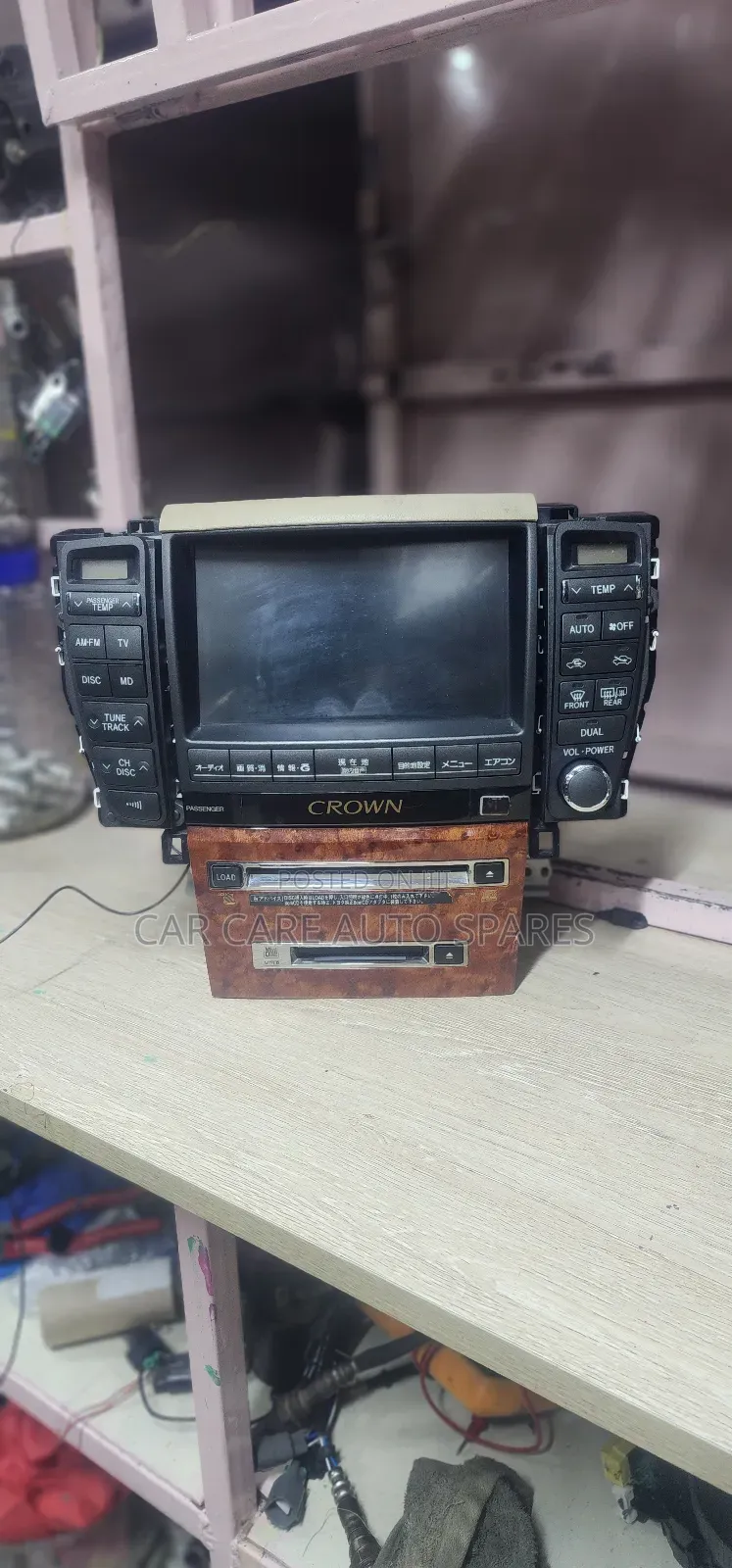 Radio Toyota Crown