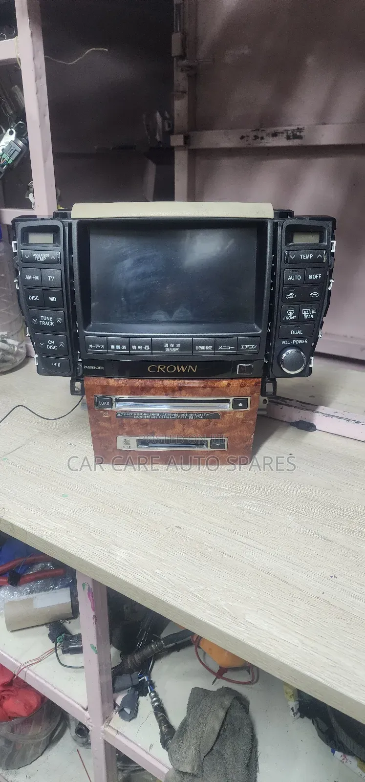 Radio Toyota Crown