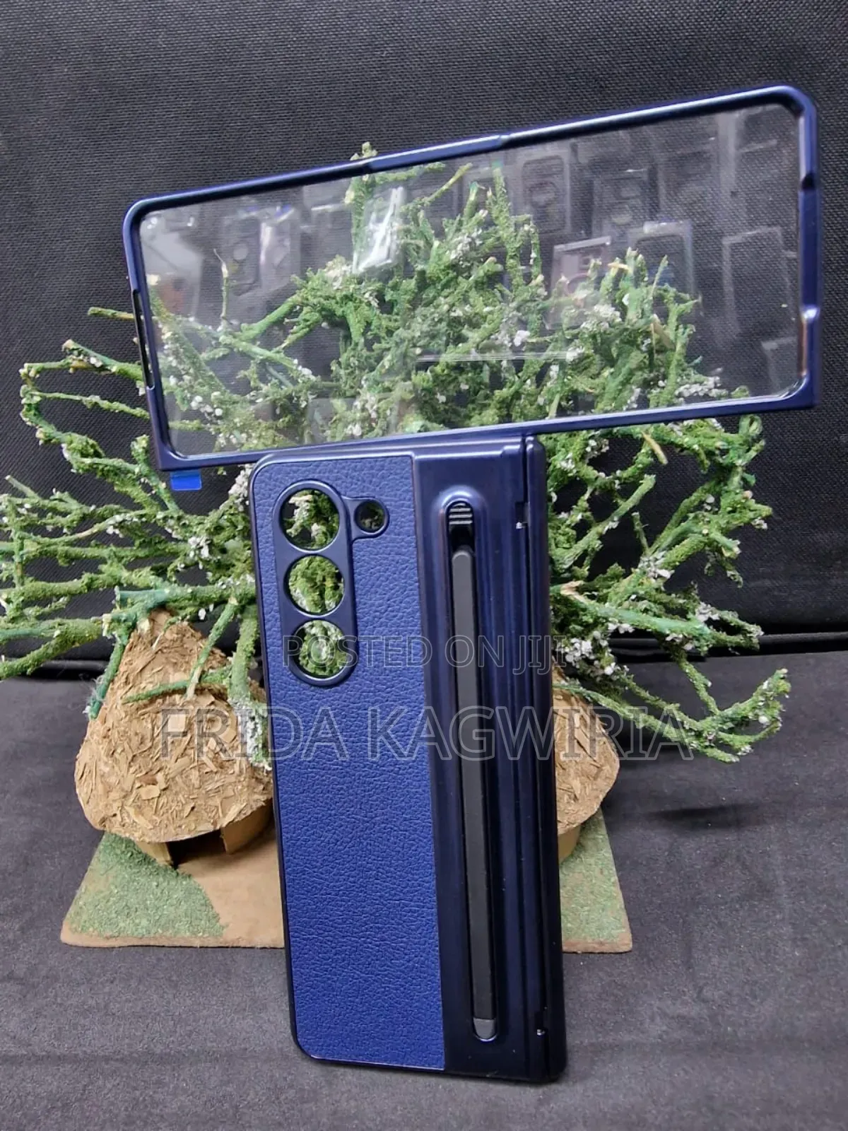 Sam's Galaxy Fold 5 Leather Case With Screen Protector