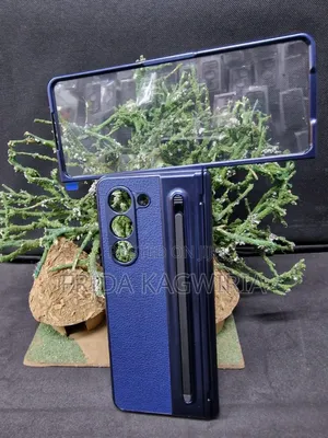 Sam's Galaxy Fold 5 Leather Case With Screen Protector