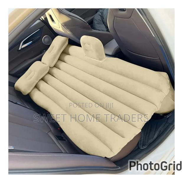 *Portable Inflatable Car Back Seat Bed