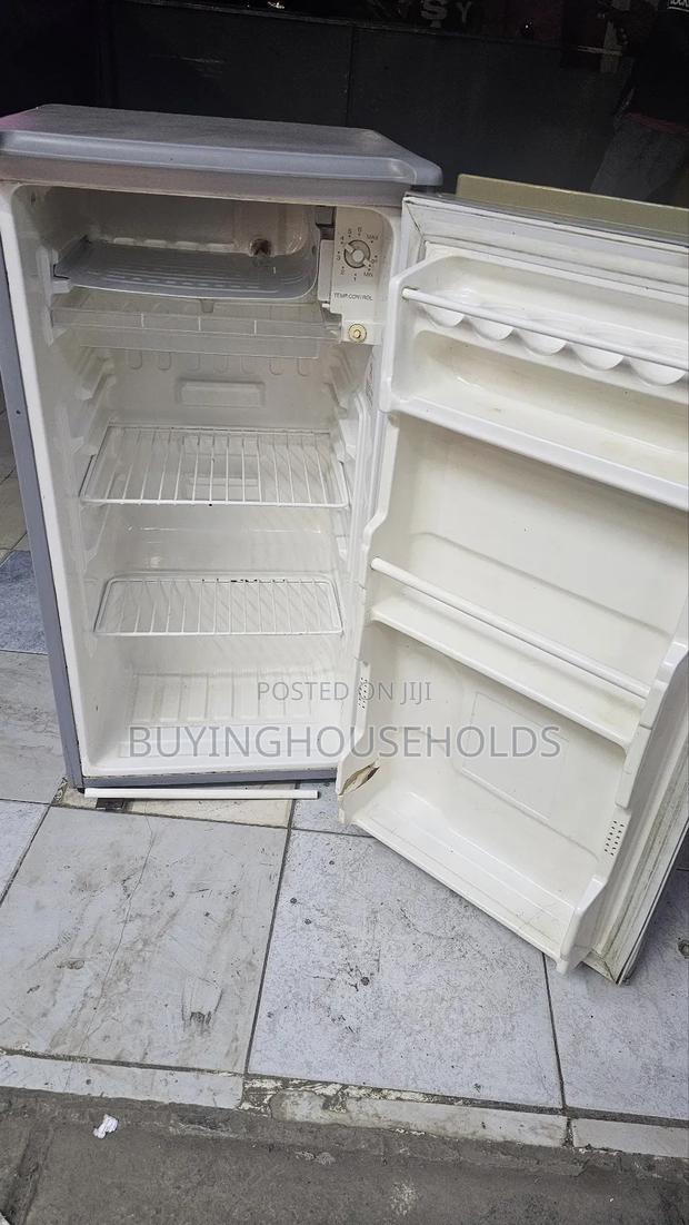 Samsung 93l Fridge - thumbnail 5