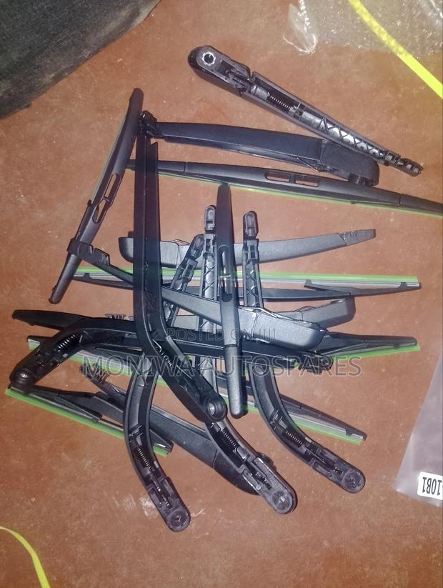 Rear Wipers and Blades