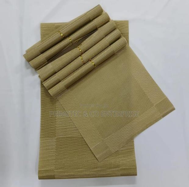 6pcs PVC Table Mats Plus One Table Runner - thumbnail 5