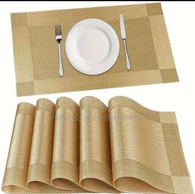 6pcs PVC Table Mats Plus One Table Runner - thumbnail 6
