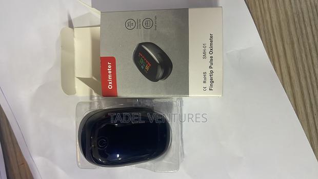 Pulse Oximeter Black - main view