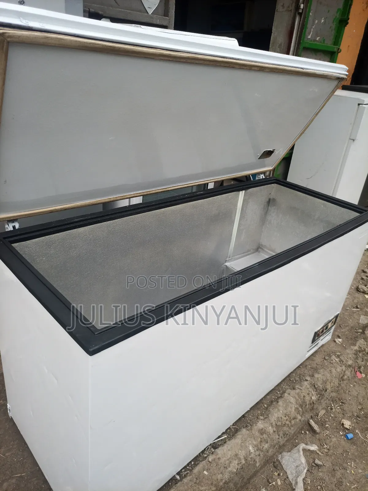 Commercial Deep Freezer