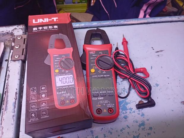 Ut 203+ Digital Clamp Meter/Digital Clamp Meter - main view