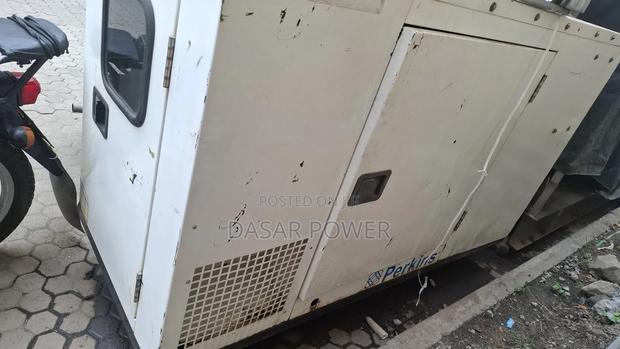 14kva Perkins Ex Uk Genset - thumbnail 2