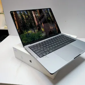 Laptop Apple MacBook Pro 2021 M1 32GB Apple M1 Pro SSD 1T