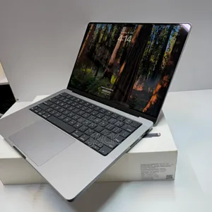 Laptop Apple MacBook Pro 2021 M1 32GB Apple M1 Pro SSD 1T
