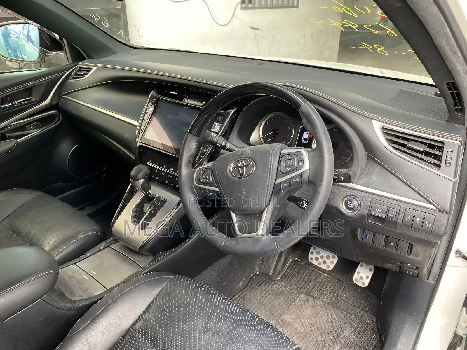 Toyota Harrier 2018 White