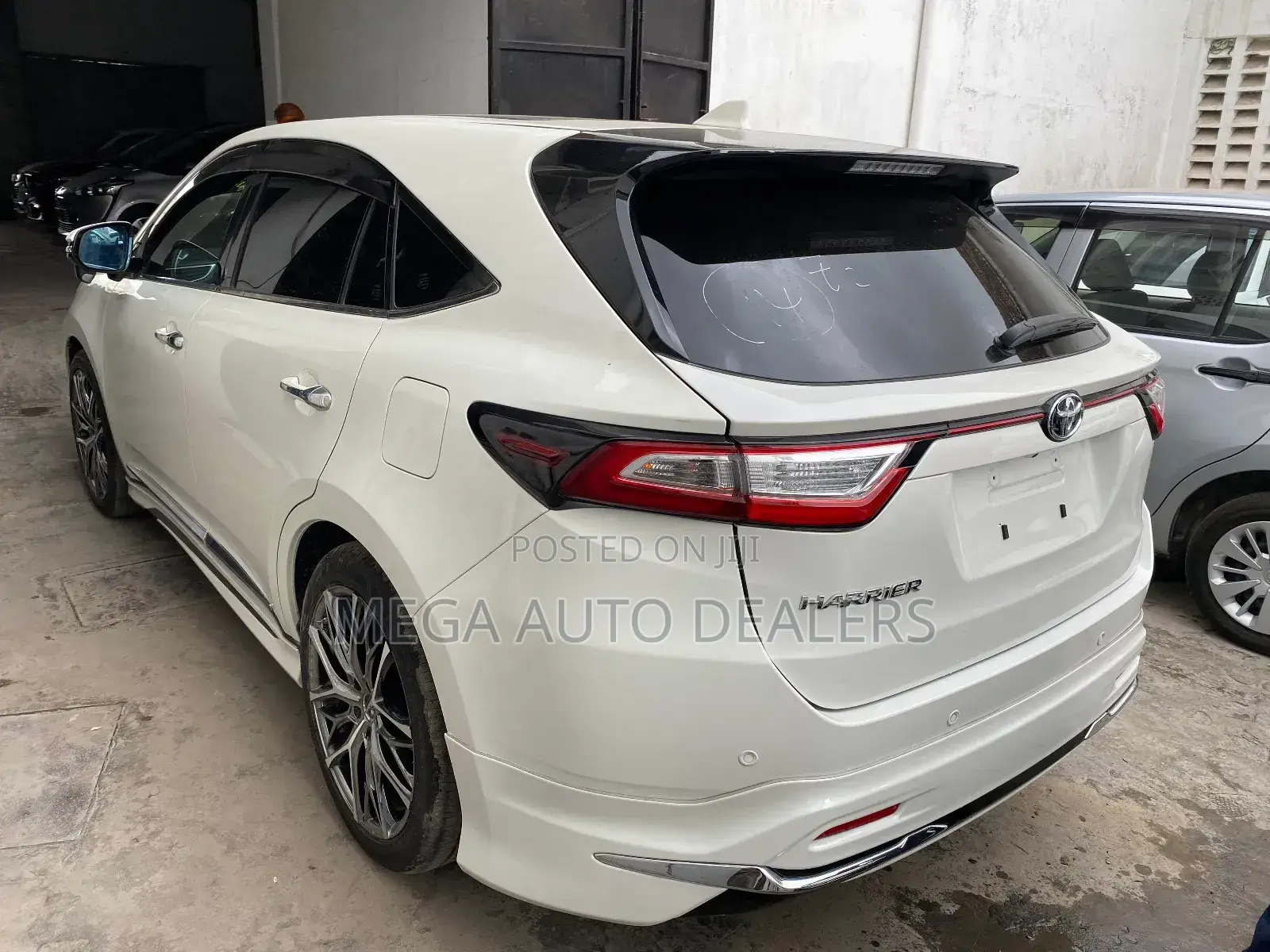 Toyota Harrier 2018 White