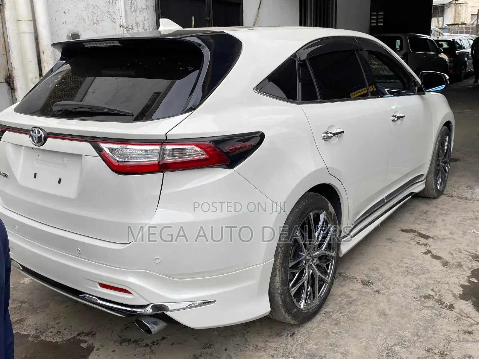 Toyota Harrier 2018 White