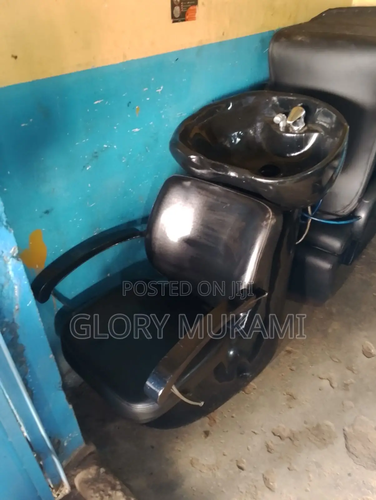 Salon Sink Chair With Tap